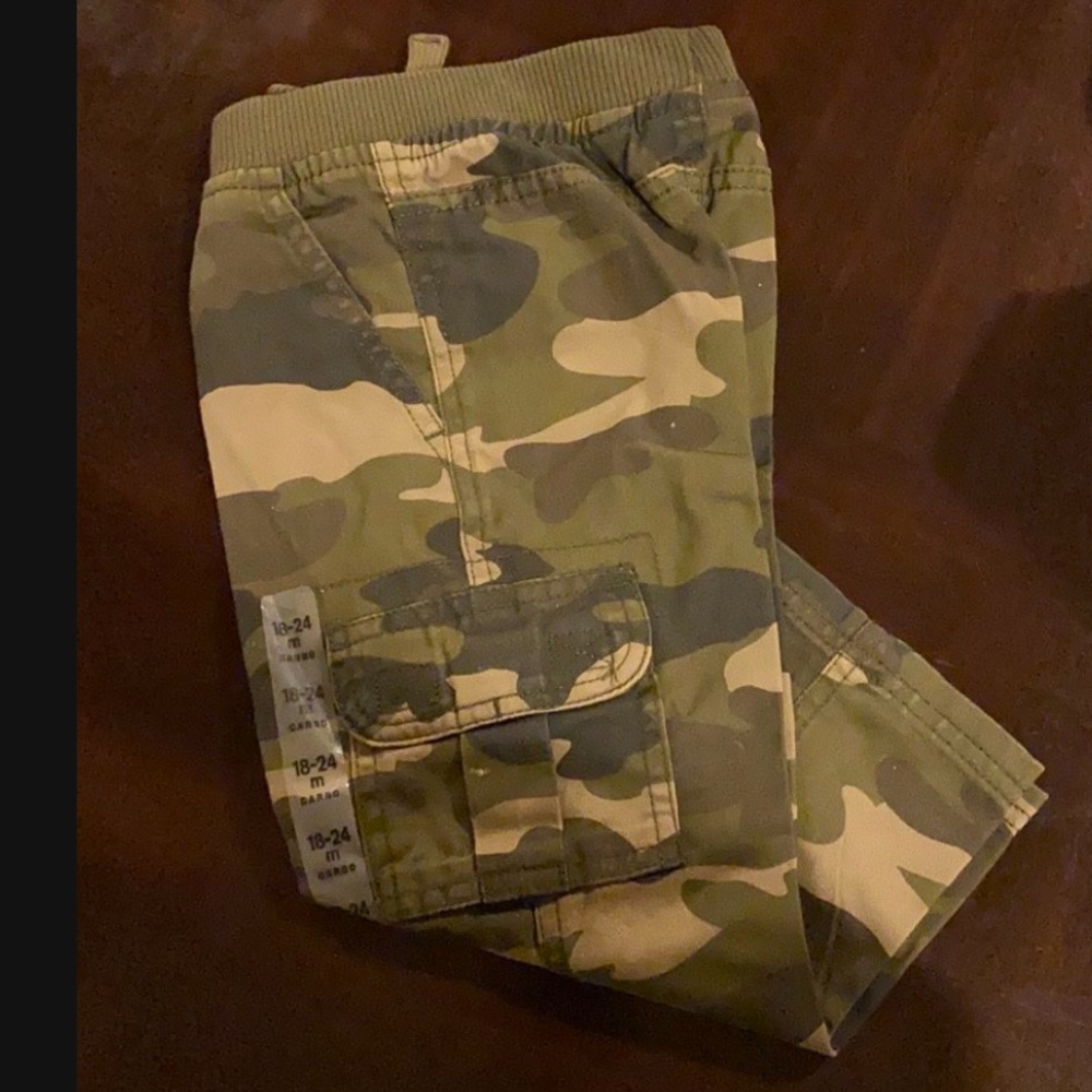 NWT Toddler, army color cargo pants, Size 18-24 M